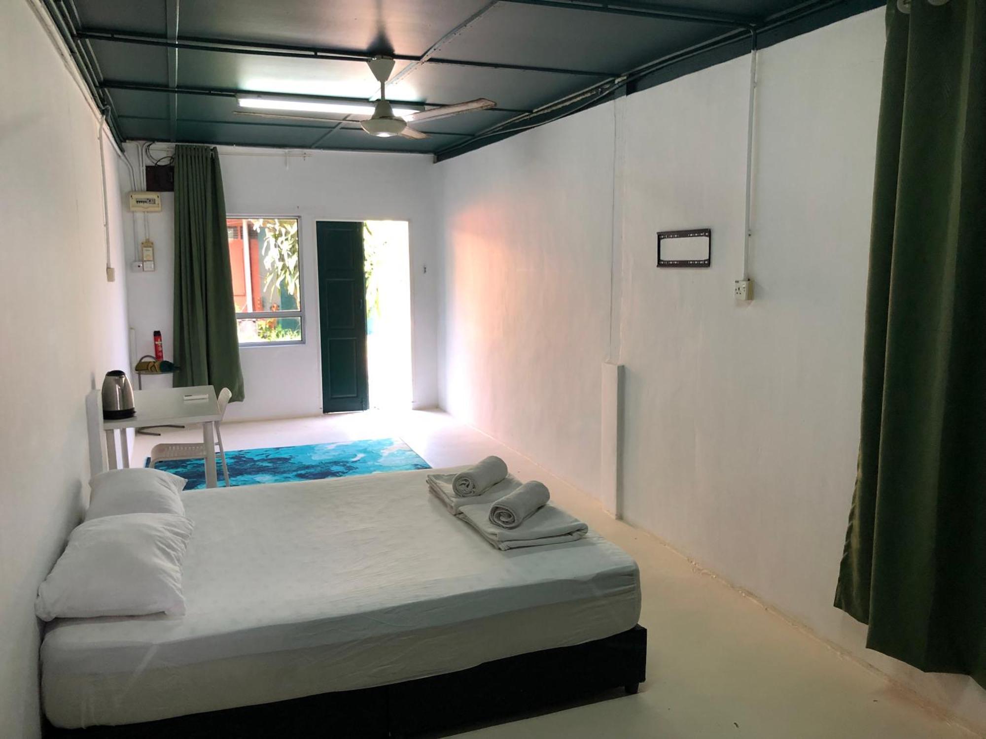 Rumah Tepi Istana Kuala Terengganu Luaran gambar